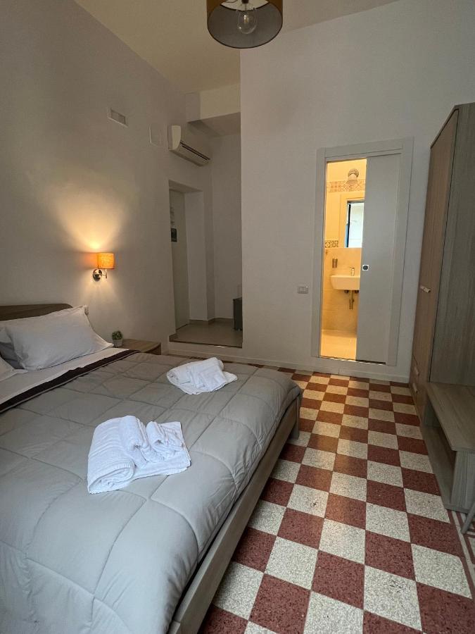 Bonadies64 B&B Salerno Eksteriør billede